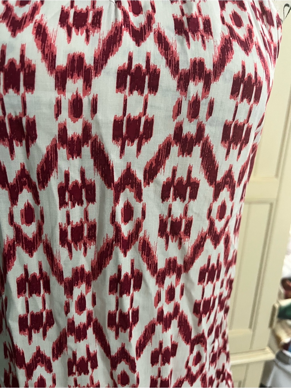 Old Navy Suspended Cami in Coral Print - Picture 3 of 11
